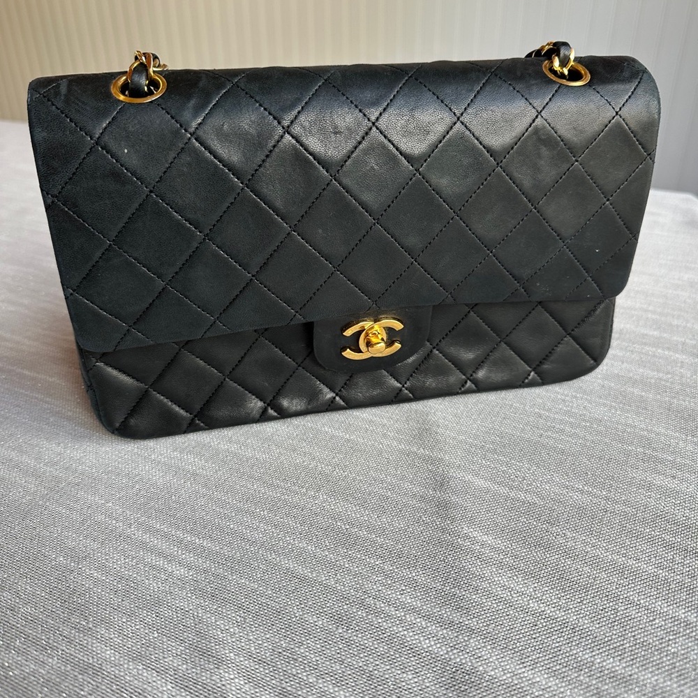 Chanel Vintage Black Quilted Leather Shoulder Bag Gold Chain Medium Double Flap - Picture 3 of 8